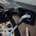Coesa ha sviluppato una soluzione V2H che trasforma le auto elettriche in batterie di accumulo domestiche   Ph Unsplash