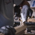 Navello   produzione finestre in legno nello stabilimento di Monchiero14